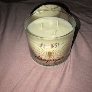 3-wick candle